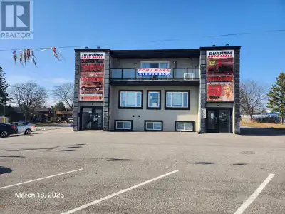 Presenting a rare opportunity to lease a prime office in Centre of Durham, 700sf of space, this attr...