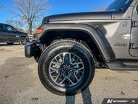 | GRANITE CRYSTAL METALLIC | SAHARA | 3.6L PENTASTAR V6 | 4X4 | 8-SPEED AUTOMATIC | 18 MACHINED-PAIN... (image 8)
