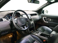This 2019 Land Rover Discovery Sport HSE is a local Ontario vehicle. Combining versatility, luxury,... (image 7)