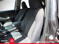 LE Engine: 4 Cylinder Engine 2.5L L/100Km City: 6.7 L/100Km Hwy: 6.8 Safety Equipment Electronic Sta... (image 8)