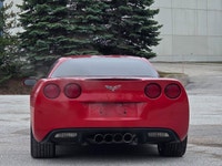 Powerful 6.2L V8 engine with manual transmission - Premium audio system with satellite radio - Advan... (image 8)