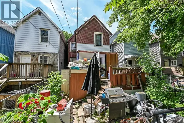 55 FRANCIS Street Hamilton, Ontario in Houses for Sale in Mississauga / Peel Region - Image 8