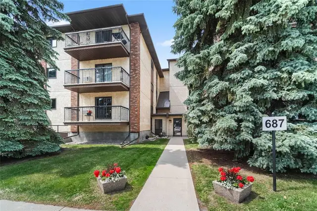 307 687 St Anne's Road Winnipeg, Manitoba62863794928258124