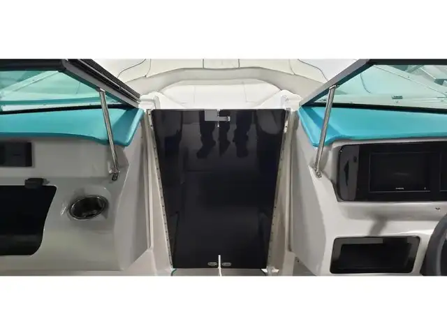 2023 Regal REGAL LS2 2023 in Powerboats & Motorboats in Québec City - Image 7