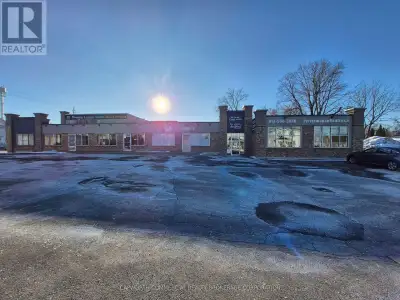 High-traffic corner location in the heart of Cornwalls main commercial corridor! This versatile reta...