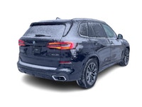 2022 BMW X5 xDrive40i Carbon Black Metallic PREMIUM ENHANCED PACKAGE M SPORT PACKAGE Black w/Extende... (image 9)