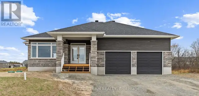 62 HOGAN DRIVE McNab/Braeside, Ontario62863781255042121