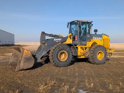 2010 John Deere 644K High Lift wheel loader - 6 cylinder 232 hp Diesel Engine, Quick Connect 4 yd Bu...