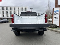 2023 Chevrolet Silverado 1500 LT Trail Boss with a 5.3L EcoTec3 V8, 4X4, locking rear differential,... (image 6)