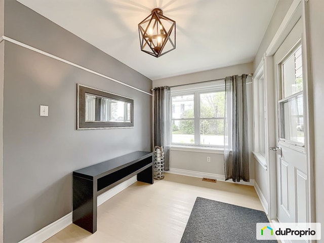 $549,995 - Bungalow for sale in St-Cesaire — photo 3