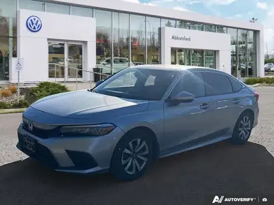 This Honda Civic Sedan boasts a Regular Unleaded I-4 2.0 L/122 engine powering this Variable transmi...