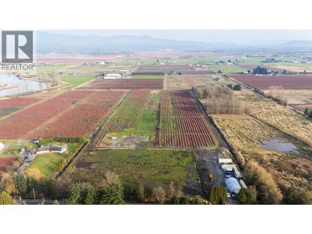 14086 HARRIS ROAD Pitt Meadows, British Columbia in Land for Sale in Tricities/Pitt/Maple - Image 3