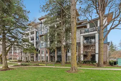 Ask About buyer incentives!! , this 2-bed, 2-bath home offers a front-row seat to the best of Garris...