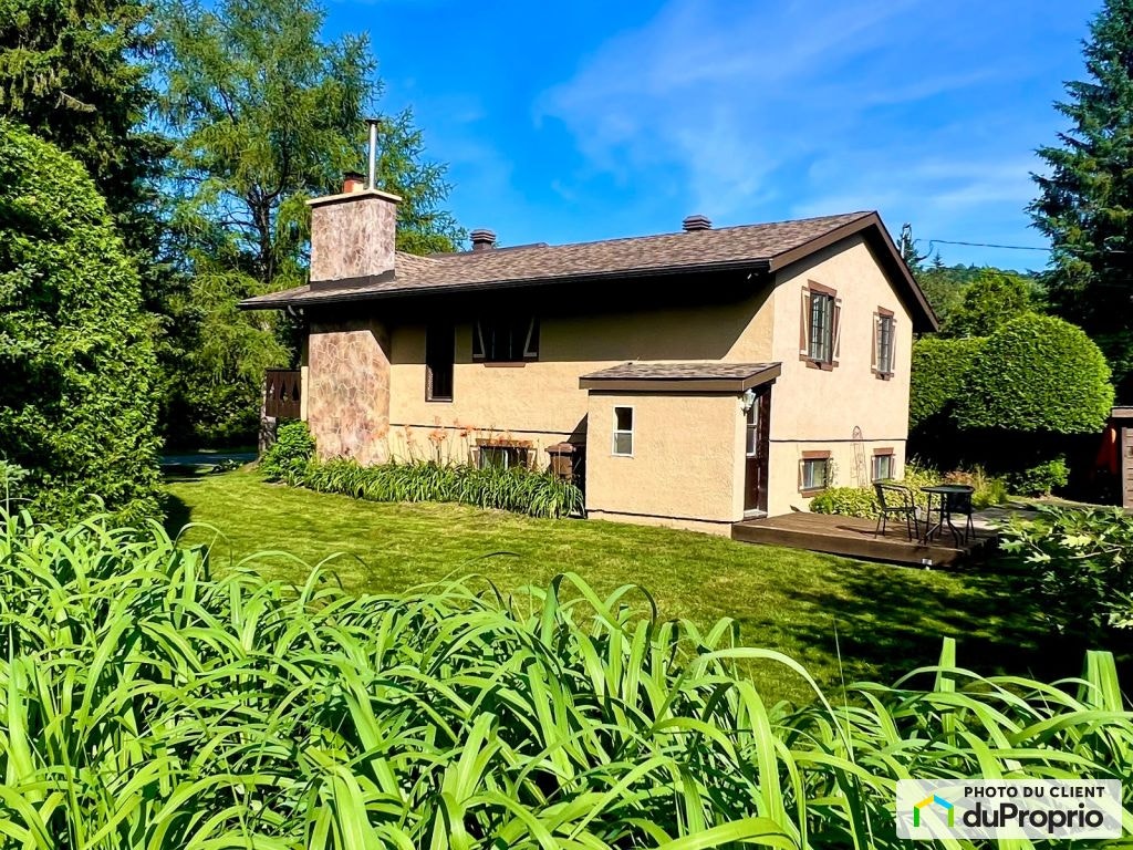 $579,000 - Bungalow for sale in St-Sauveur — photo 2