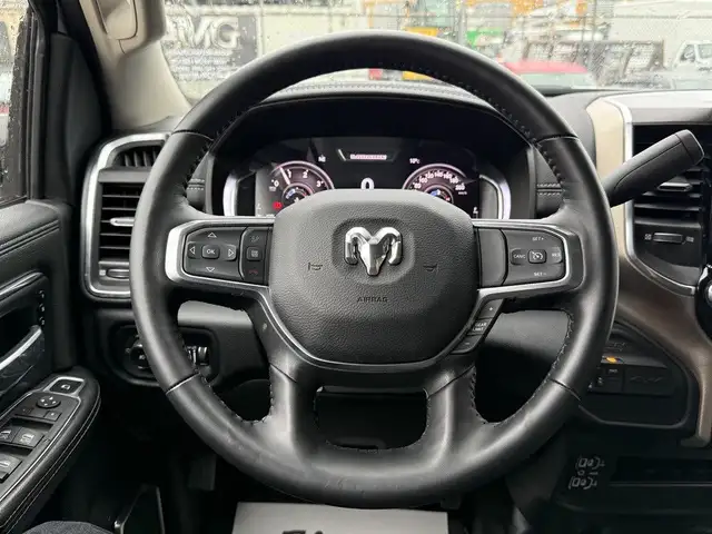 2024 Ram 5500 Heavy Duty Laramie 4x4 Crew Cab Cummins Service Tr in Heavy Trucks in Regina - Image 49