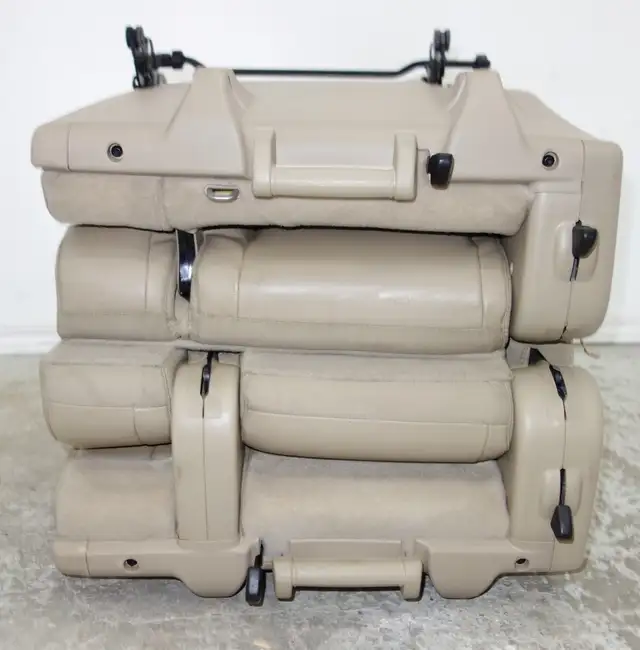 Chev Truck Cadillac Escalade Third Row Seats 3rd Yukon Tahoe 10 in Other Parts & Accessories in St. Catharines - Image 11