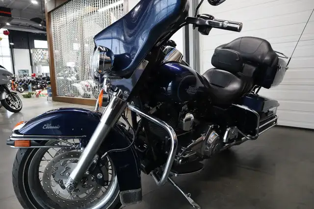 2013 Harley-Davidson FLHTC - Electra Glide Classic in Sport Touring in Edmonton - Image 34