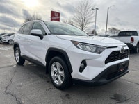 Conquer Canadian roads and city streets alike in this impeccably maintained 2021 Toyota RAV4 XLE, bo... (image 2)