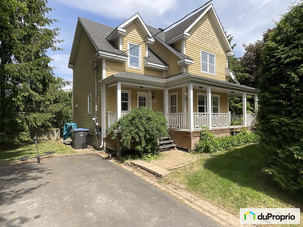 $799,000 - 2 Storey for sale in St-Jean-sur-Richelieu (St-Luc) — photo 1