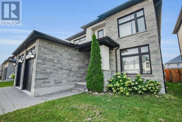 2407 RED THORNE AVENUE London South (South V), Ontario 4