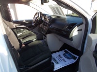 2019 Dodge Grand Caravan Cargo Van 3.6, V6, gas, auto, pw, pl, air, radio 176,000km, new MVI, comes... (image 9)
