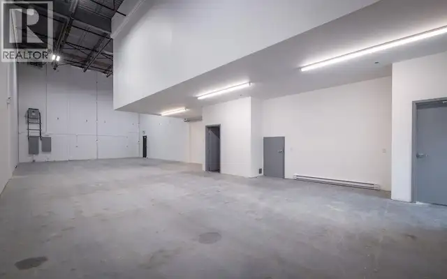 105A 38926 MID WAY Squamish, British Columbia in Commercial & Office Space for Rent in Prince Rupert - Image 4