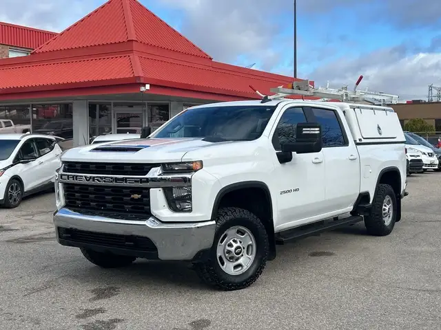 2020 Chevrolet SILVERADO 2500HD LT 4WD Crew Cab Cap Ladder Racks in Cars & Trucks in Oakville / Halton Region - Image 2