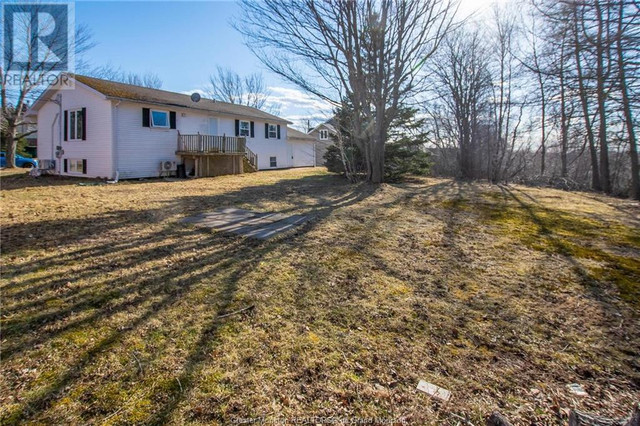 275 Bahama Dieppe, New Brunswick in Houses for Sale in Moncton - Image 3