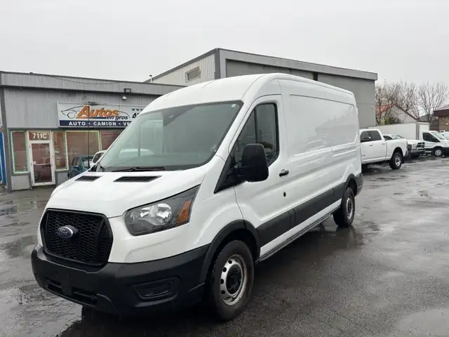 2023 Ford Transit fourgon utilitaire T-350