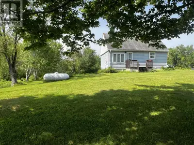 Nestled along the desirable Sunrise Trail in the scenic community of Caribou River, this charming pr...