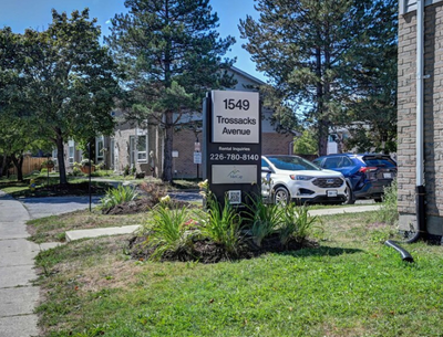1549 Trossacks Avenue is located in London, Ontario at Trossacks and Fanshawe Park Rd E. This townho...