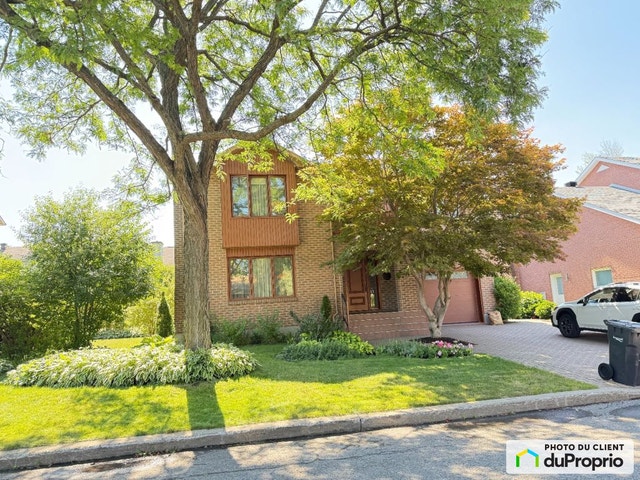 $955,000 - 2 Storey for sale in Longueuil (Vieux-Longueuil) — photo 1