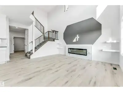 Welcome to Erin Ridge North, enjoy luscious greenspaces, calming pond views, and peaceful walks down...