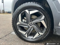 The advertised vehicle price is based on a promotional finance offer. Customers who purchase the veh... (image 8)