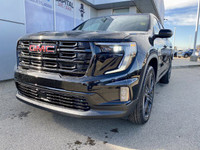 Don't miss out on this 2026 GMC Acadia Elevation Black Package! Fully equipped with a Panoramic Sunr... (image 1)