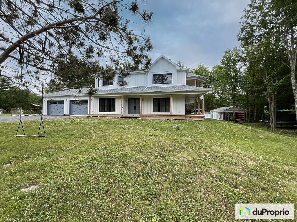 $1,299,000 - Intergenerational for sale in St-Antoine-Abbe — photo 1