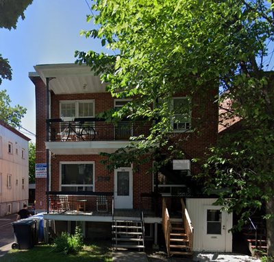 418-655-8281 À voir au 191 rue Berthiaume, à Limoilou, très belles grandes chambres à louer. Meublé...