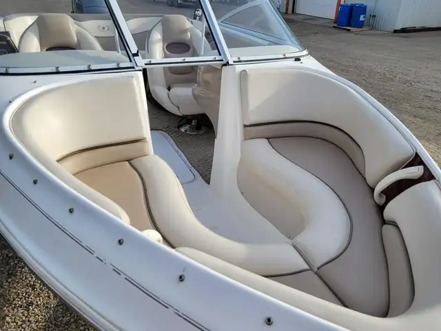 2008 Grew 188 BR in Powerboats & Motorboats in Saskatoon - Image 8