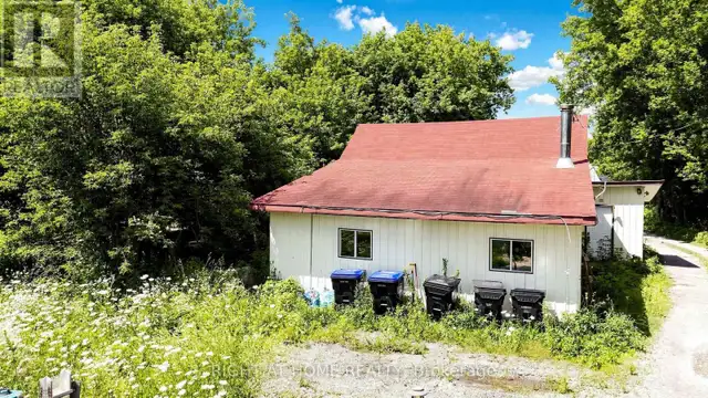 2884 COUNTY RD 89 Innisfil, Ontario in Houses for Sale in Barrie - Image 17