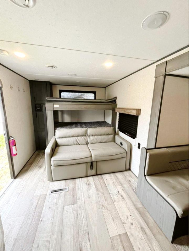 Camping Trailer- 2021 29’ Aspen Trail LE by Dutchman in Travel Trailers & Campers in Chatham-Kent - Image 3
