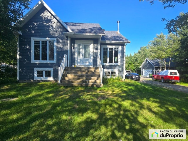 $579,000 - Bungalow for sale in Pont-Rouge — photo 1