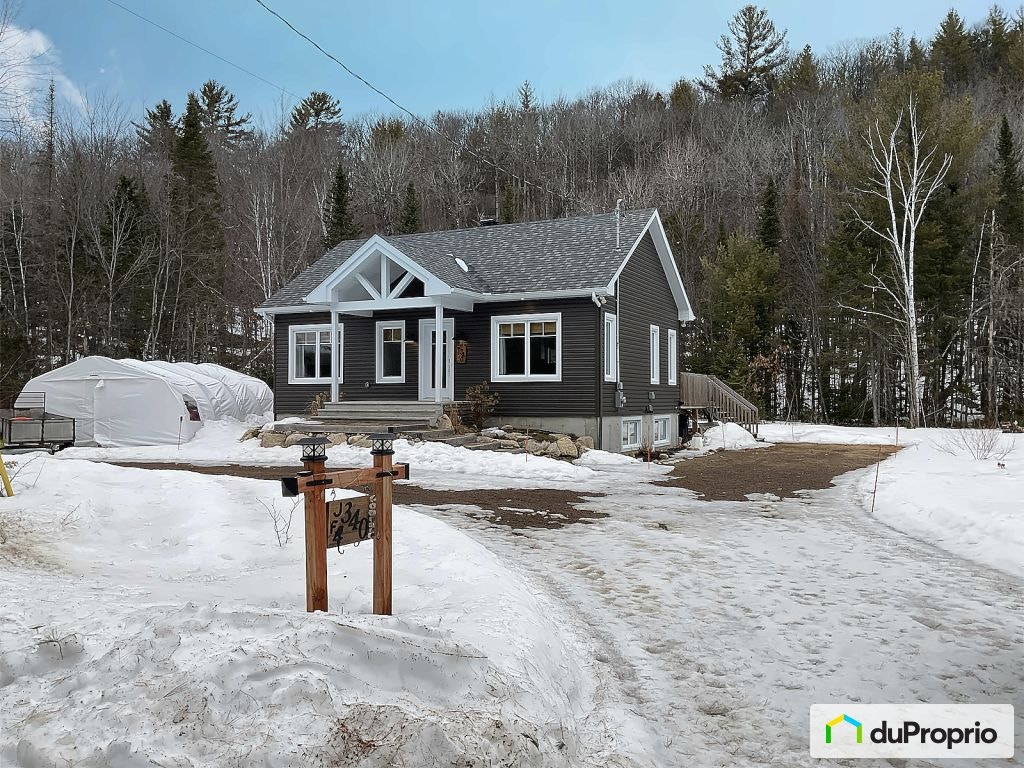$419,000 - Bungalow for sale in St-Didace — photo 1