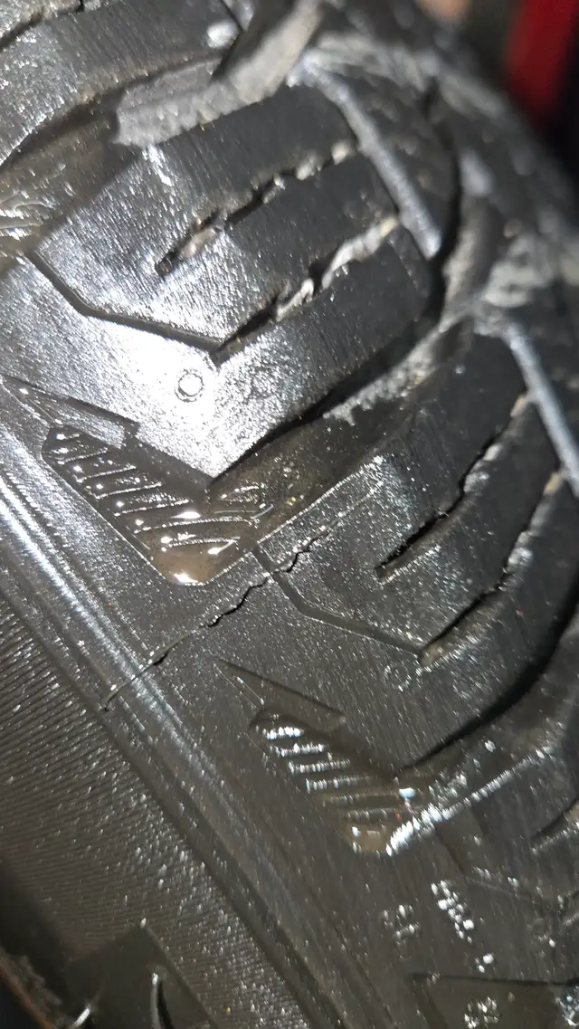 205/55/16 Michelin Xice snow on oem fit toyota steel wheels. in Tires & Rims in Ottawa - Image 3