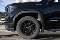 Wheaton Buick GMC This 2023 GMC Sierra 1500 Elevation is built to impress with bold styling and seri... (image 5)