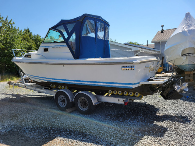 1987 Limestone 24 Express. 2020 repower! in Powerboats & Motorboats in City of Halifax - Image 4