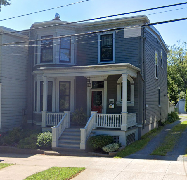 FULL 7 BEDROOM HOUSE - JUNE 1 2024 - $1375 EACH PER MONTH in Long Term Rentals in City of Halifax