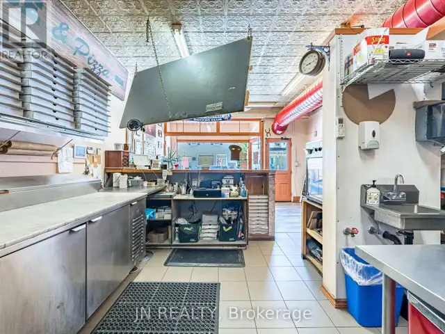 289 MAIN STREET W King (Schomberg), Ontario in Commercial & Office Space for Sale in Barrie - Image 19