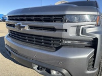 AMVIC Licensed Dealer AMVIC LICENSED DEALER//Stock Number: CU582333B *Premium Heated Bucket Seats *1... (image 2)