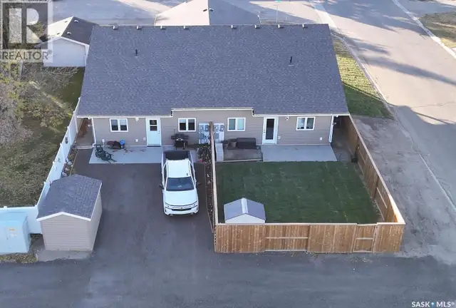 99A Semple STREET Outlook, Saskatchewan in Houses for Sale in Swift Current - Image 8