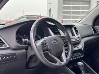 Low Mileage, Navigation, Sunroof, Leather Seats, Heated Seats, Power Tailgate! "Stratford Kia Used C... (image 7)